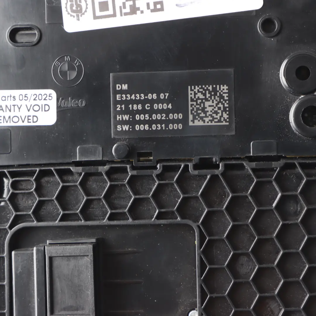 Roof Switch BMW F40 Unit Interior Reading Light Control Unit Black to with Part number 5A784B9 Roof Switch BMW F40 Unit Interior Reading Light Control Unit Black - SKU 5A784B9 - Part number 5A784B9