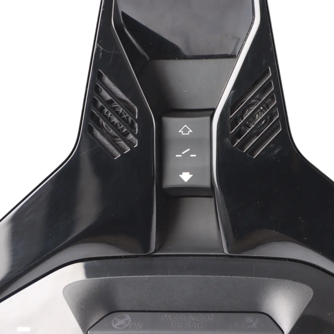 Roof Switch BMW F40 Unit Interior Reading Light Control Unit Black to with Part number 5A784B9 Roof Switch BMW F40 Unit Interior Reading Light Control Unit Black - SKU 5A784B9 - Part number 5A784B9