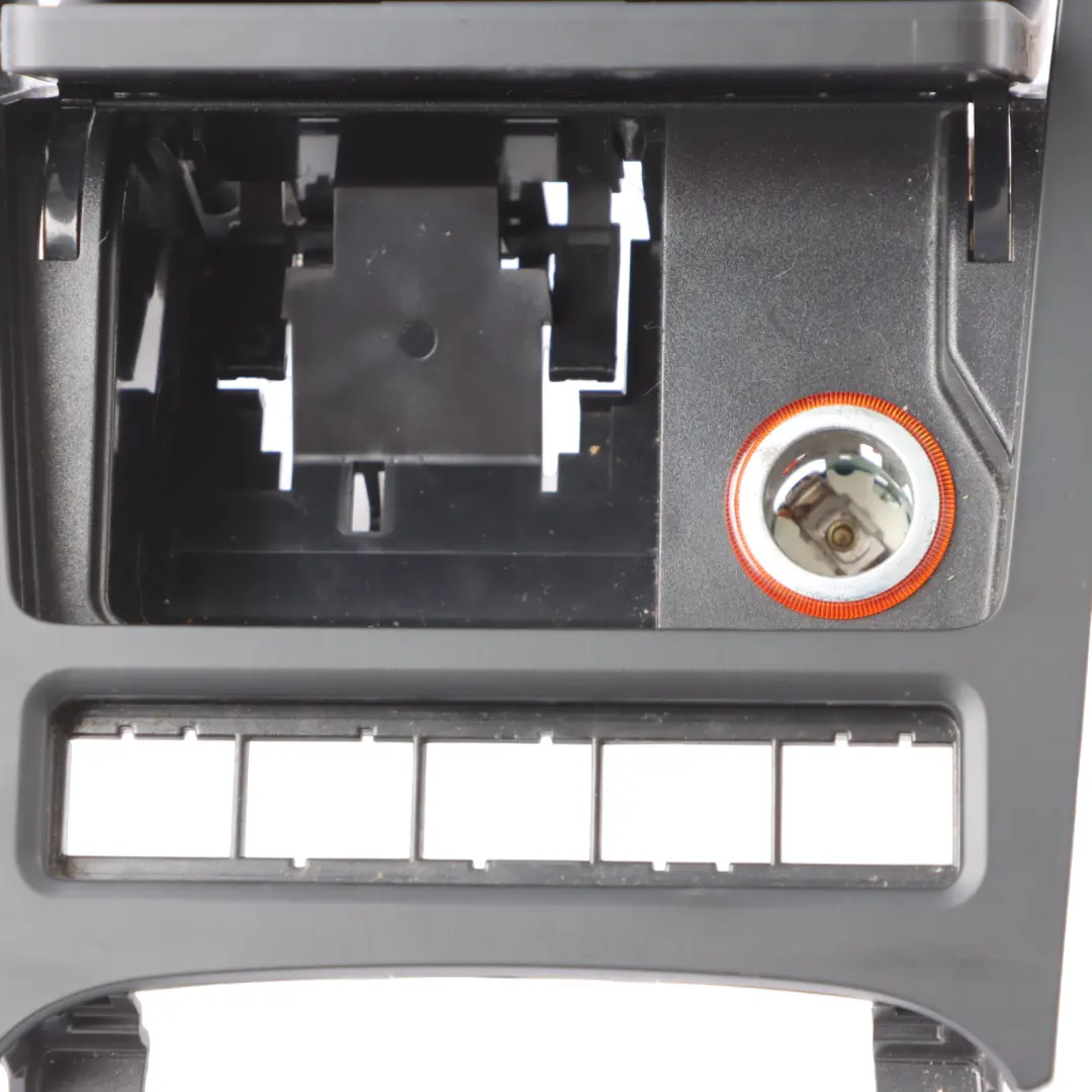 Mk5 Mittel Konsole Aschen Becher Ablage Feuerzeug 12V Steckdose für Volkswagen Golf mit Teilenummer 5K0857961 Volkswagen Golf Mk5 Mittel Konsole Aschen Becher Ablage Feuerzeug 12V Steckdose - SKU 5K0857961 - Teilenummer 5K0857961