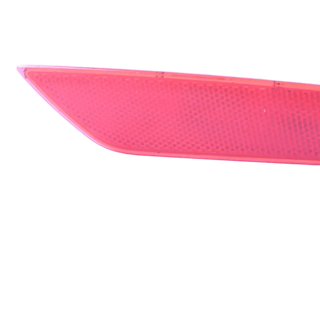 Mk6 Parachoques Trasero Reflector Cubierta Rojo para VW Volkswagen Golf con número de pieza 5K0945106G VW Volkswagen Golf Mk6 Parachoques Trasero Reflector Cubierta Rojo - SKU 5K0945106G - Número de pieza 5K0945106G