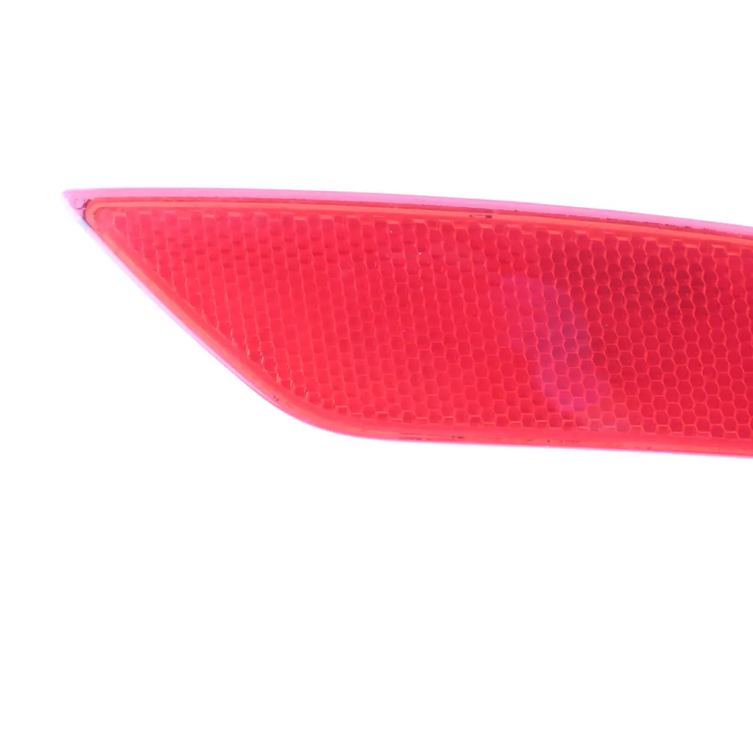 Mk6 Hintere Stoßstange Licht Reflektor Rechts Rot für VW Volkswagen Golf mit Teilenummer 5K0945106G VW Volkswagen Golf Mk6 Hintere Stoßstange Licht Reflektor Rechts Rot - SKU 5K0945106G - Teilenummer 5K0945106G