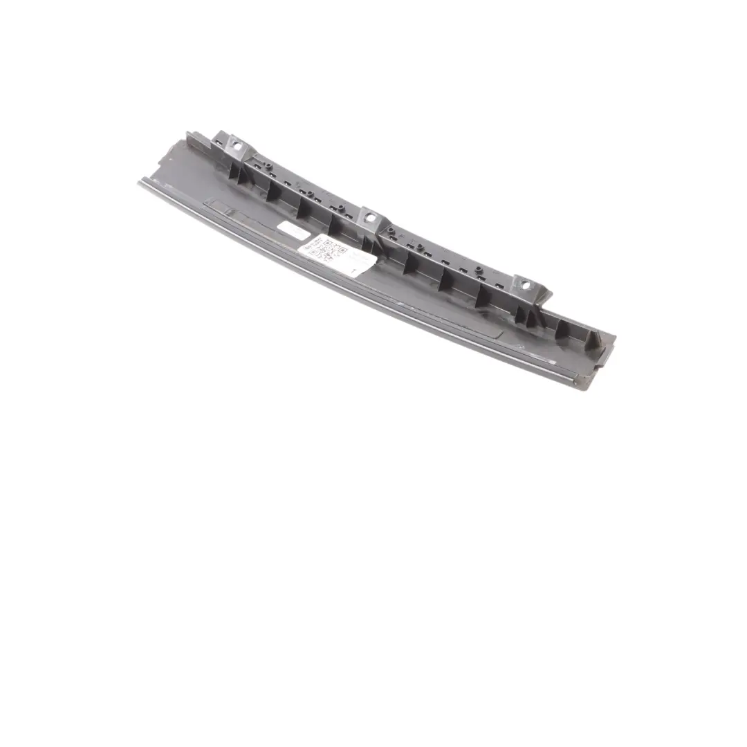 5D Front Tür Finisher Fenster Säule Trim Rechts für Volkswagen Golf 5 mit Teilenummer 5K4837902A Volkswagen Golf 5 5D Front Tür Finisher Fenster Säule Trim Rechts - SKU 5K4837902A - Teilenummer 5K4837902A