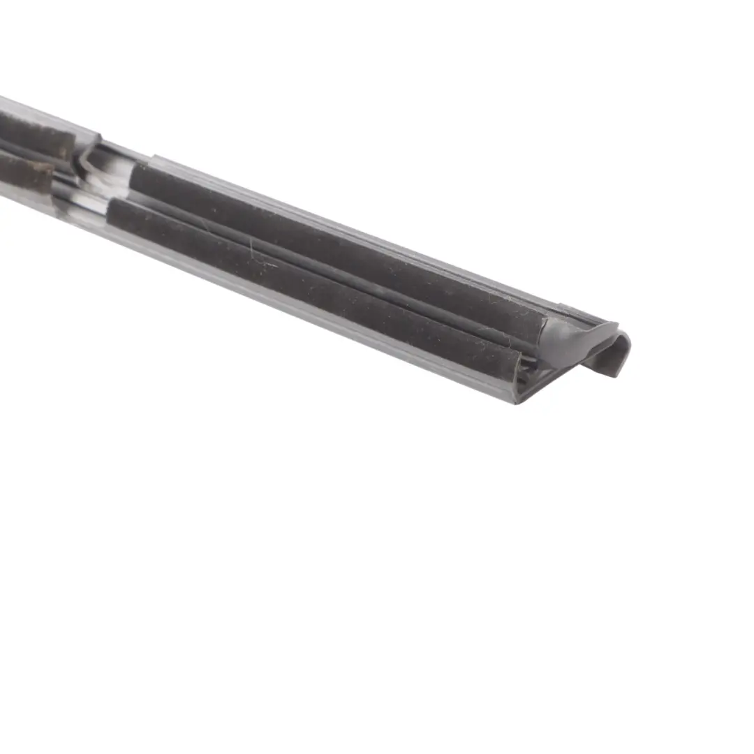 Joint Étanchéité Intérieur Vitre Avant Gauche VW Volkswagen Golf Mk5 pour à propos du numéro de pièce 5K6839479B Joint Étanchéité Intérieur Vitre Avant Gauche VW Volkswagen Golf Mk5 - SKU 5K6839479B - Numéro de pièce 5K6839479B