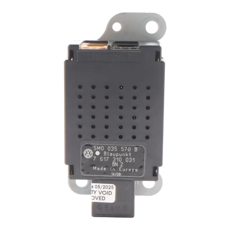 Mk6 1K Antenna Amplifier Control Unit to Volkswagen Golf with Part number 5M035570B Volkswagen Golf Mk6 1K Antenna Amplifier Control Unit - SKU 5M035570B - Part number 5M035570B