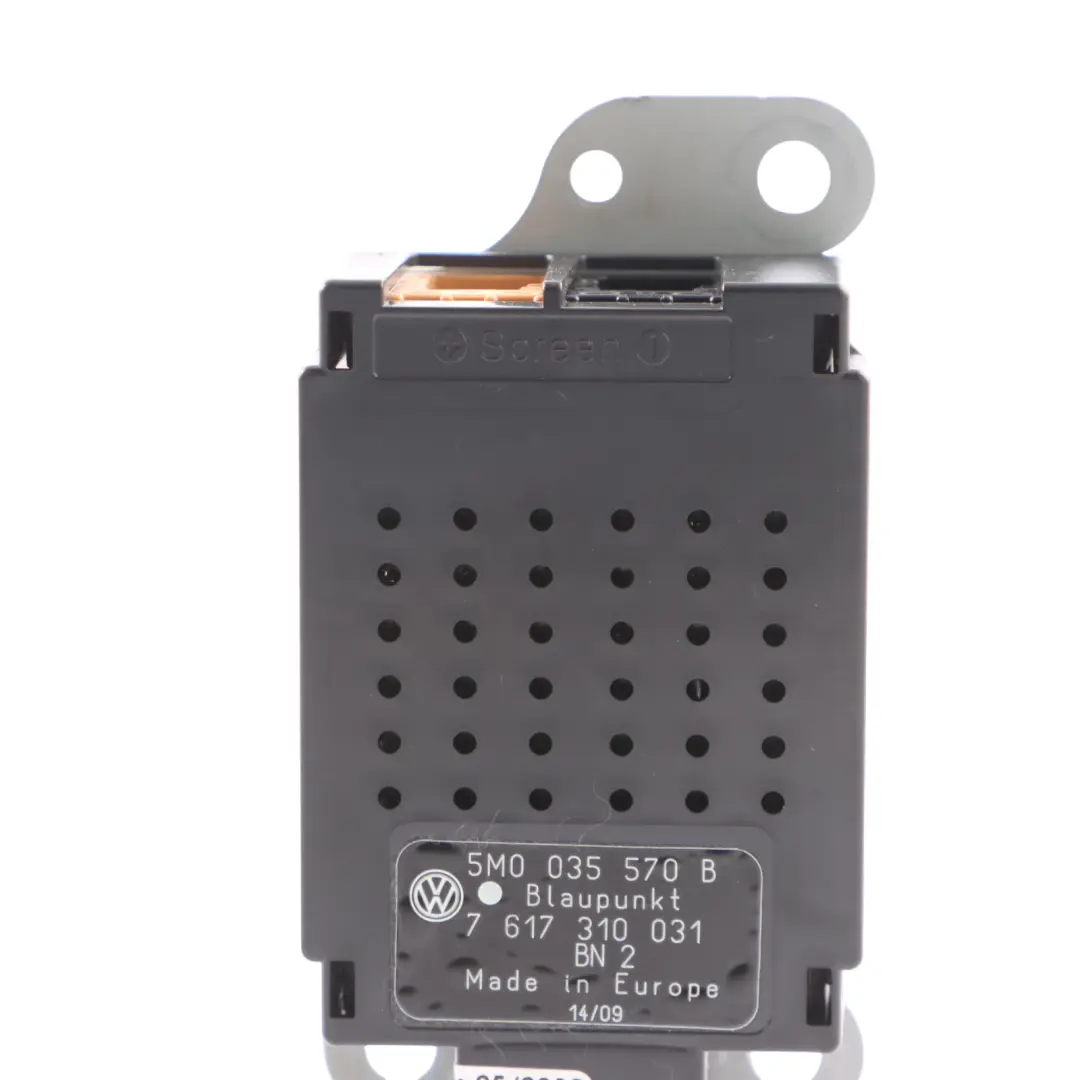 Mk6 1K Antenna Amplifier Control Unit to Volkswagen Golf with Part number 5M035570B Volkswagen Golf Mk6 1K Antenna Amplifier Control Unit - SKU 5M035570B - Part number 5M035570B