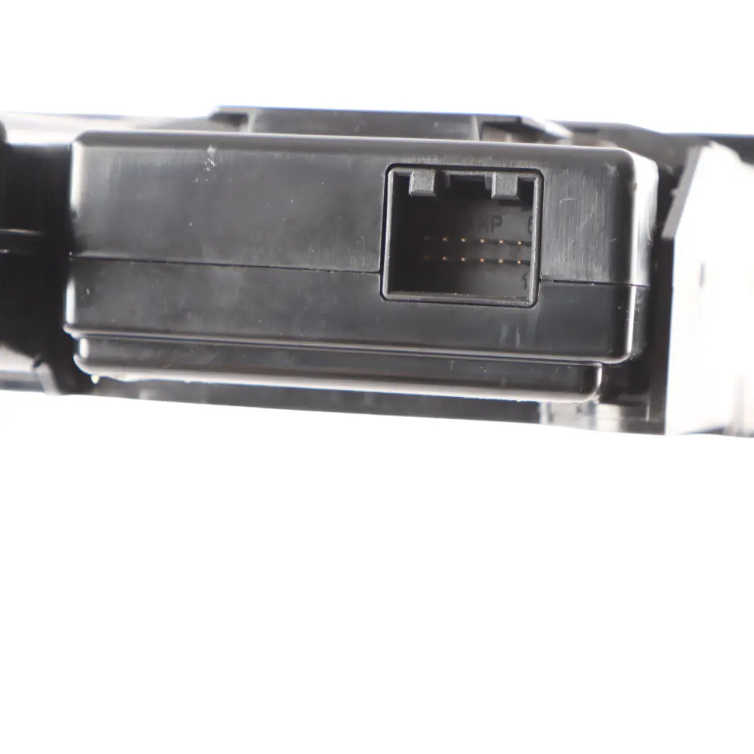 Boîtier Du Module D'Interface Multimédia pour Volkswagen Golf 5 à propos du numéro de pièce 5N0035341B Volkswagen Golf 5 Boîtier Du Module D'Interface Multimédia - SKU 5N0035341B - Numéro de pièce 5N0035341B