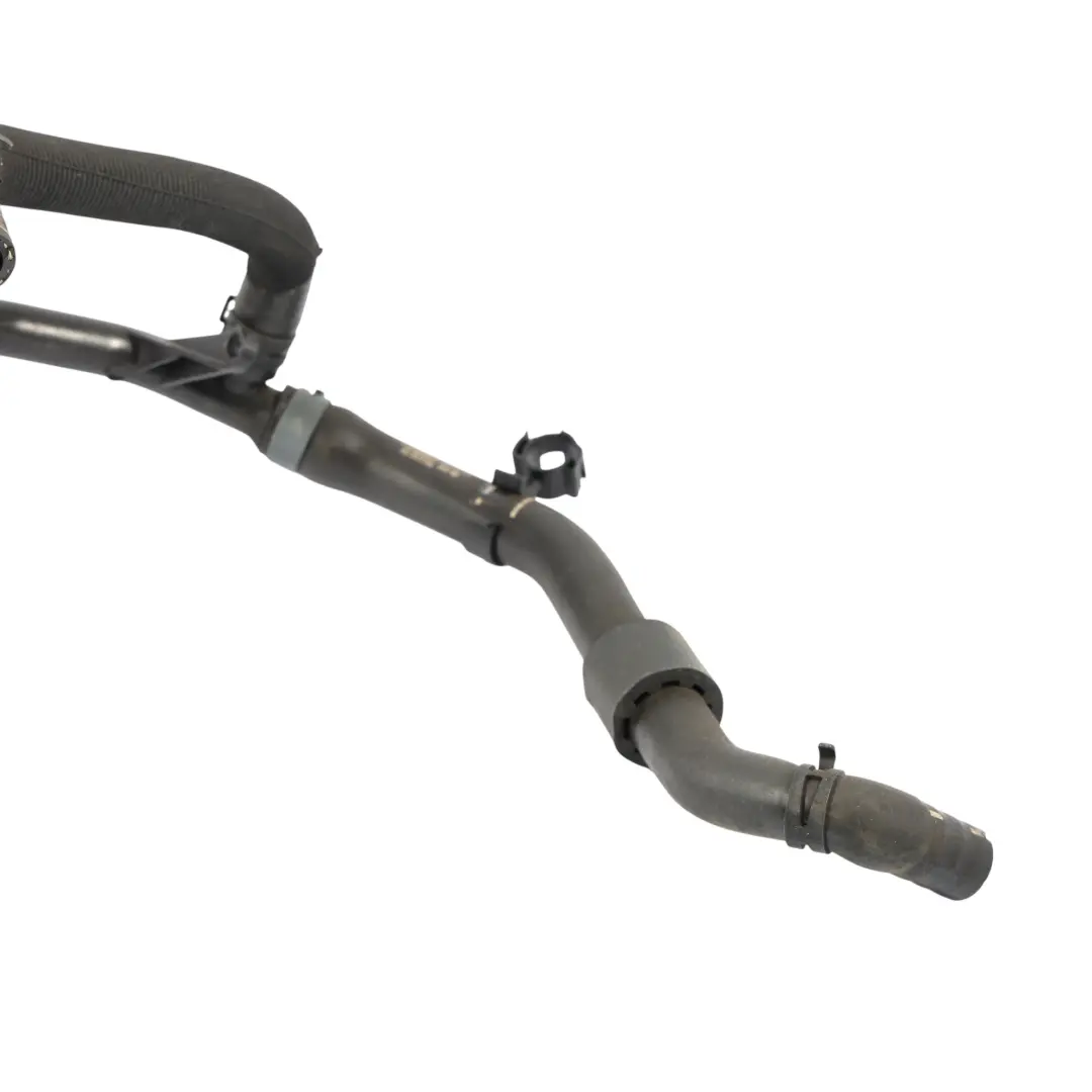 Tuyau D'Eau De Refroidissement Moteur pour Audi A3 8V à propos du numéro de pièce 5Q0121070BR Audi A3 8V Tuyau D'Eau De Refroidissement Moteur - SKU 5Q0121070BR - Numéro de pièce 5Q0121070BR