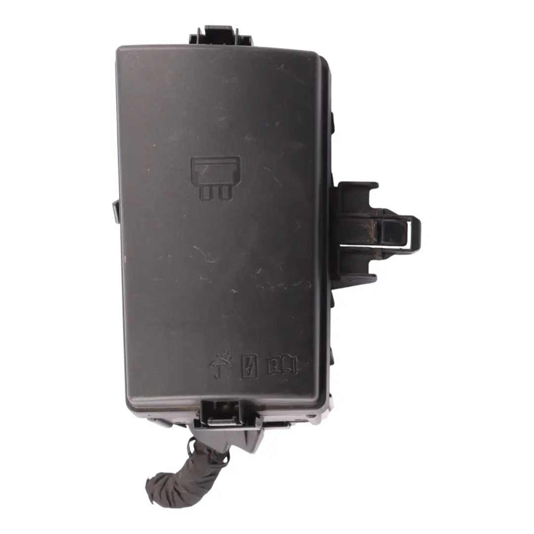 Boîtier Relais Module Commande Boîte Fusibles pour Audi A3 8V à propos du numéro de pièce 5Q0907361C Audi A3 8V Boîtier Relais Module Commande Boîte Fusibles - SKU 5Q0907361C - Numéro de pièce 5Q0907361C