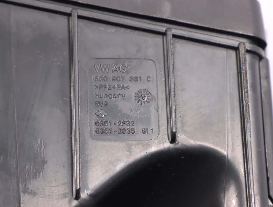 Skrzynka Puszka Bezpieczników do Audi A3 8V o numerze 5Q0907361C Audi A3 8V Skrzynka Puszka Bezpieczników - SKU 5Q0907361C - Numer Części 5Q0907361C