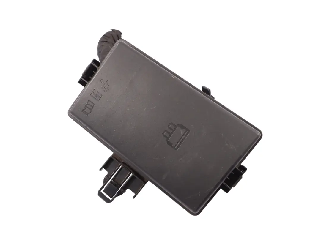 Boîtier Relais Module Commande Boîte Fusibles pour Audi A3 8V à propos du numéro de pièce 5Q0907361C Audi A3 8V Boîtier Relais Module Commande Boîte Fusibles - SKU 5Q0907361C - Numéro de pièce 5Q0907361C