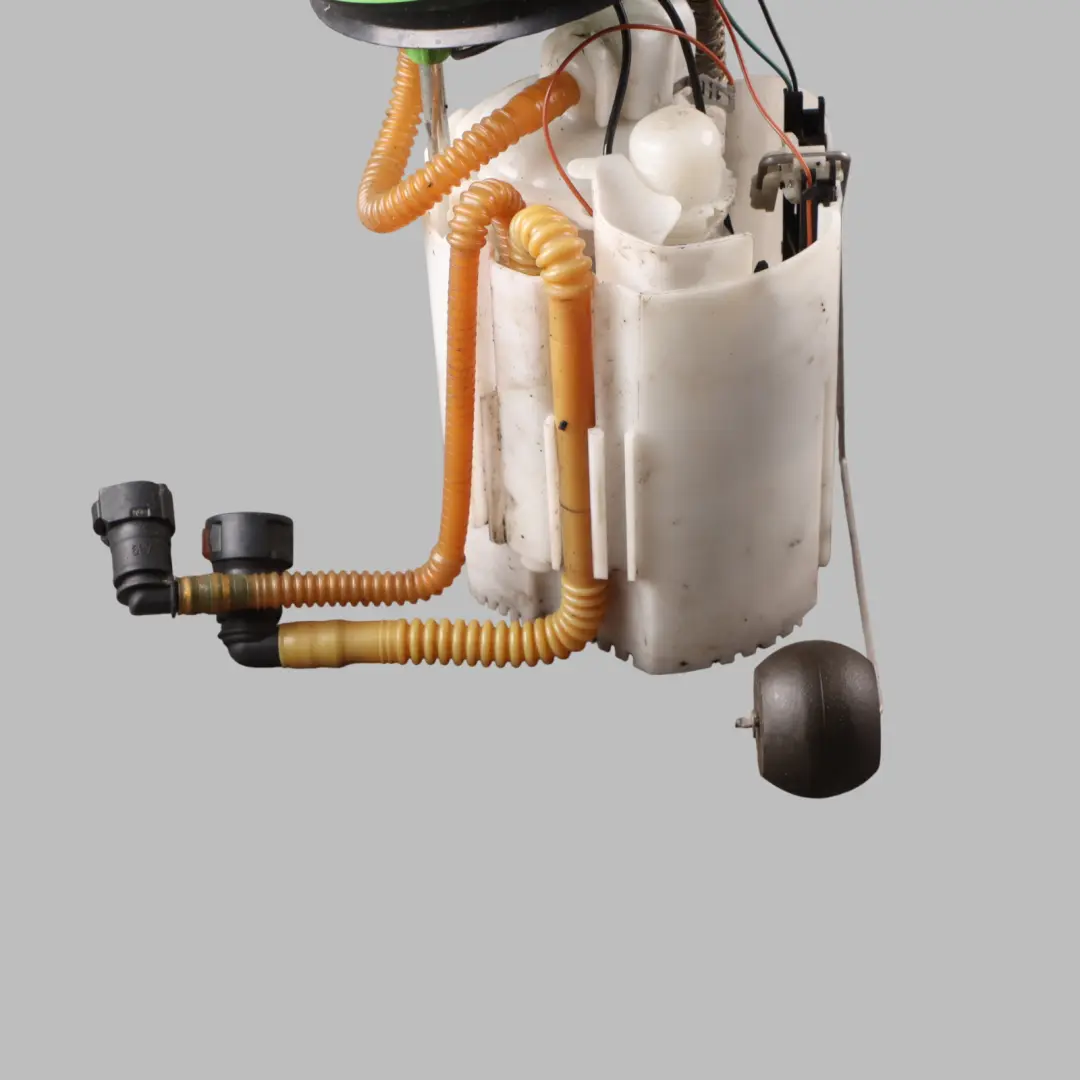 Pump Sender Delivery Unit to Audi A3 S3 8V 2.0 TFSI Petrol Fuel Tank with Part number 5Q0919087R Audi A3 S3 8V 2.0 TFSI Petrol Fuel Tank Pump Sender Delivery Unit - SKU 5Q0919087R - Part number 5Q0919087R