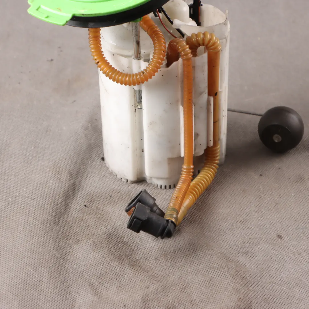 Pump Sender Delivery Unit to Audi A3 S3 8V 2.0 TFSI Petrol Fuel Tank with Part number 5Q0919087R Audi A3 S3 8V 2.0 TFSI Petrol Fuel Tank Pump Sender Delivery Unit - SKU 5Q0919087R - Part number 5Q0919087R