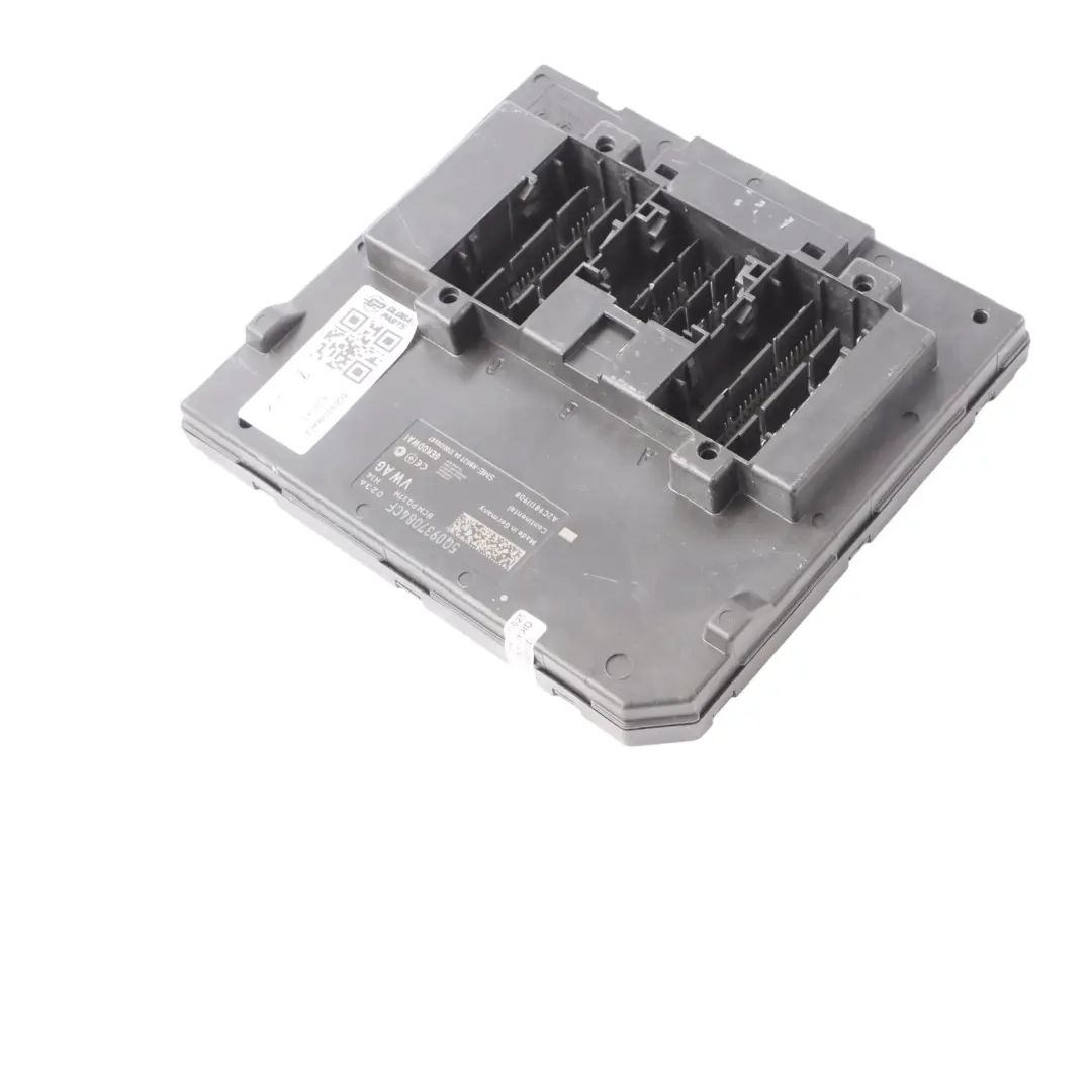 Body Control Module Unit ECU to Audi A3 8V BCM with Part number 5Q0937084CF Audi A3 8V BCM Body Control Module Unit ECU - SKU 5Q0937084CF - Part number 5Q0937084CF