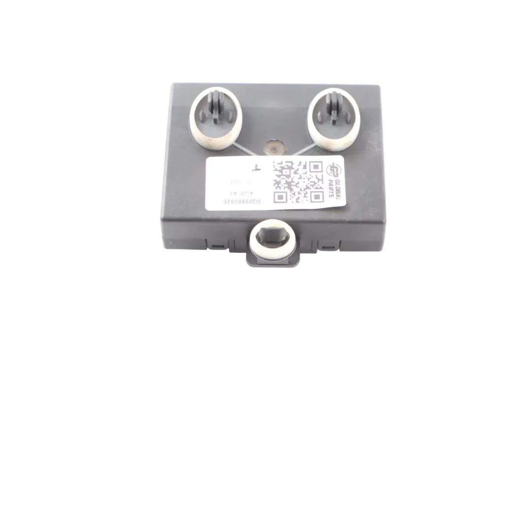 Front Door Module Unit ECU Left N/S Passenger Side to Audi A3 8V with Part number 5Q0959392E Audi A3 8V Front Door Module Unit ECU Left N/S Passenger Side - SKU 5Q0959392E - Part number 5Q0959392E