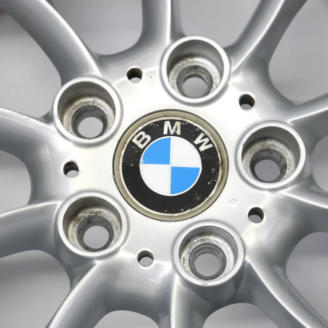 Cerchio Argento 17" 8J ET:47 Turbine Styling 106 per BMW Z4 E85 Cabrio con numero di parte 6758191 BMW Z4 E85 Cabrio Cerchio Argento 17" 8J ET:47 Turbine Styling 106 - SKU 6758191-5 - Numero di parte 6758191