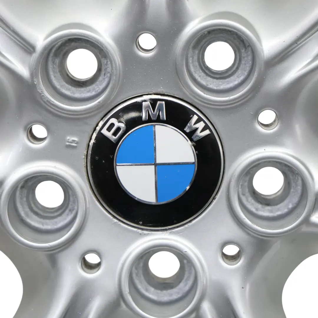 Srebrna Felga Aluminiowa 17" Styling 103 8J ET:47 do BMW Z4 E85 o numerze 6759841 BMW Z4 E85 Srebrna Felga Aluminiowa 17" Styling 103 8J ET:47 - SKU 6759841-2 - Numer Części 6759841