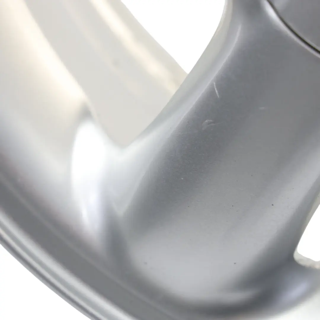 Srebrna Felga Aluminiowa 15" 5,5J ET:45 do Mini R50 R56 o numerze 6769405 Mini R50 R56 Srebrna Felga Aluminiowa 15" 5,5J ET:45 - SKU 6769405-2 - Numer Części 6769405