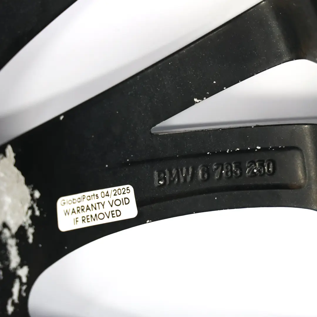 Cerchio anteriore in lega argento 18" Multispoke 293 ET:29 8J per BMW Z4 E89 con numero di parte 6785250 BMW Z4 E89 Cerchio anteriore in lega argento 18" Multispoke 293 ET:29 8J - SKU 6785250-1 - Numero di parte 6785250