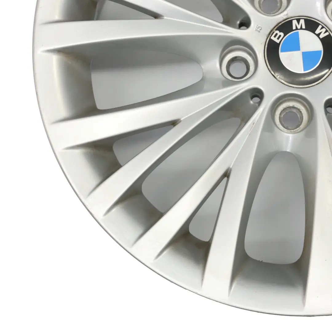 Cerchio anteriore in lega argento 18" Multispoke 293 ET:29 8J per BMW Z4 E89 con numero di parte 6785250 BMW Z4 E89 Cerchio anteriore in lega argento 18" Multispoke 293 ET:29 8J - SKU 6785250-2 - Numero di parte 6785250