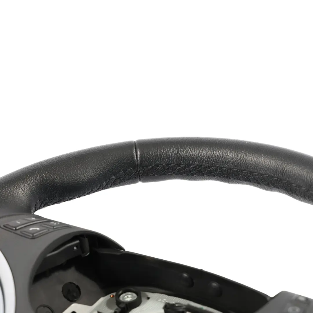 cuero negro llanta multifunción para BMW E81 E82 E87 E90 E91 E92 Sport Volante de con número de pieza 6795570 BMW E81 E82 E87 E90 E91 E92 Sport Volante de cuero negro llanta multifunción - SKU 6795570-10 - Número de pieza 6795570