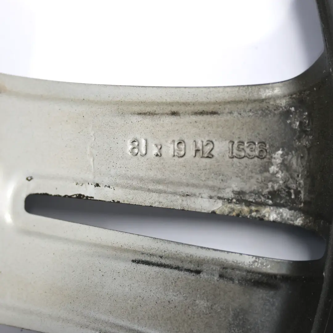 Jante En Alliage Gris BMW F30 F31 F32 19" 8J Doubles Rayons 401 ET:36 pour à propos du numéro de pièce 6796256 Jante En Alliage Gris BMW F30 F31 F32 19" 8J Doubles Rayons 401 ET:36 - SKU 6796256-2 - Numéro de pièce 6796256