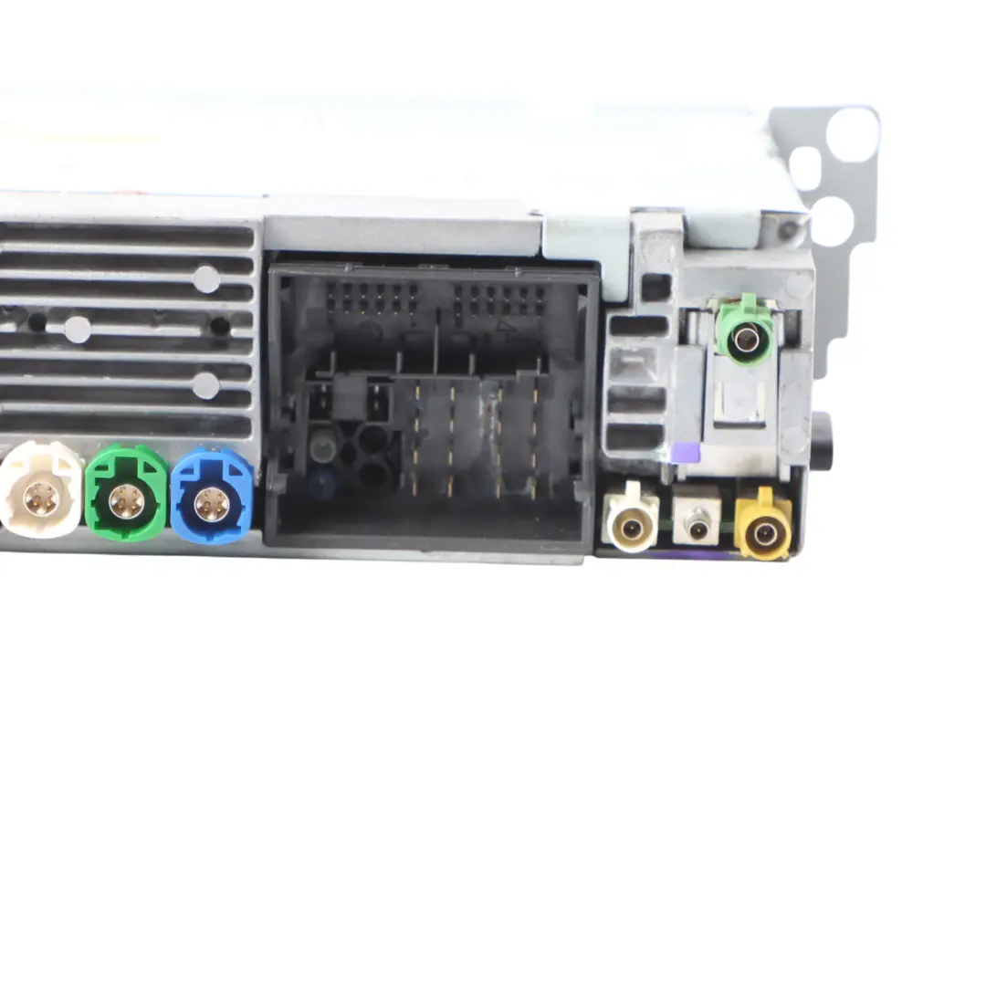 DAB Bluetooth BMW F10 LCI F20 F21 F30 F31 Head Control Unit Module Basic to with Part number 6822586 DAB Bluetooth BMW F10 LCI F20 F21 F30 F31 Head Control Unit Module Basic - SKU 6822586-1 - Part number 6822586