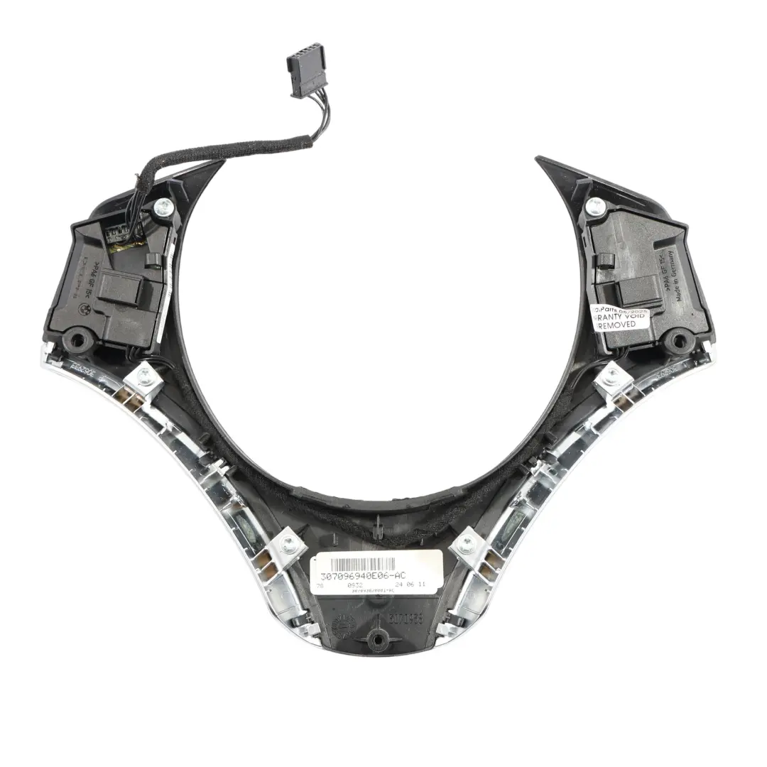 Trim Panel Multifunction Switch Steering Chrome to Wheel Cover BMW E81 E87 E90 E91 with Part number 6850544 Wheel Cover BMW E81 E87 E90 E91 Trim Panel Multifunction Switch Steering Chrome - SKU 6850544-3 - Part number 6850544