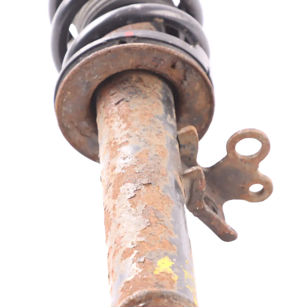 Front Spring Strut Shock Absorber Right O/S to BMW F06 with Part number 6860748 BMW F06 Front Spring Strut Shock Absorber Right O/S - SKU 6860748 - Part number 6860748