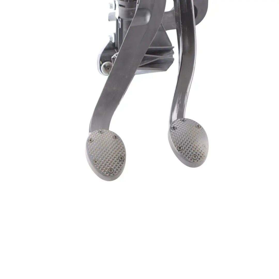 Brake Clutch Support Pedals Set Complete Assembly to Mini F54 with Part number 6870829 Mini F54 Brake Clutch Support Pedals Set Complete Assembly - SKU RHD-6870829 - Part number 6870829