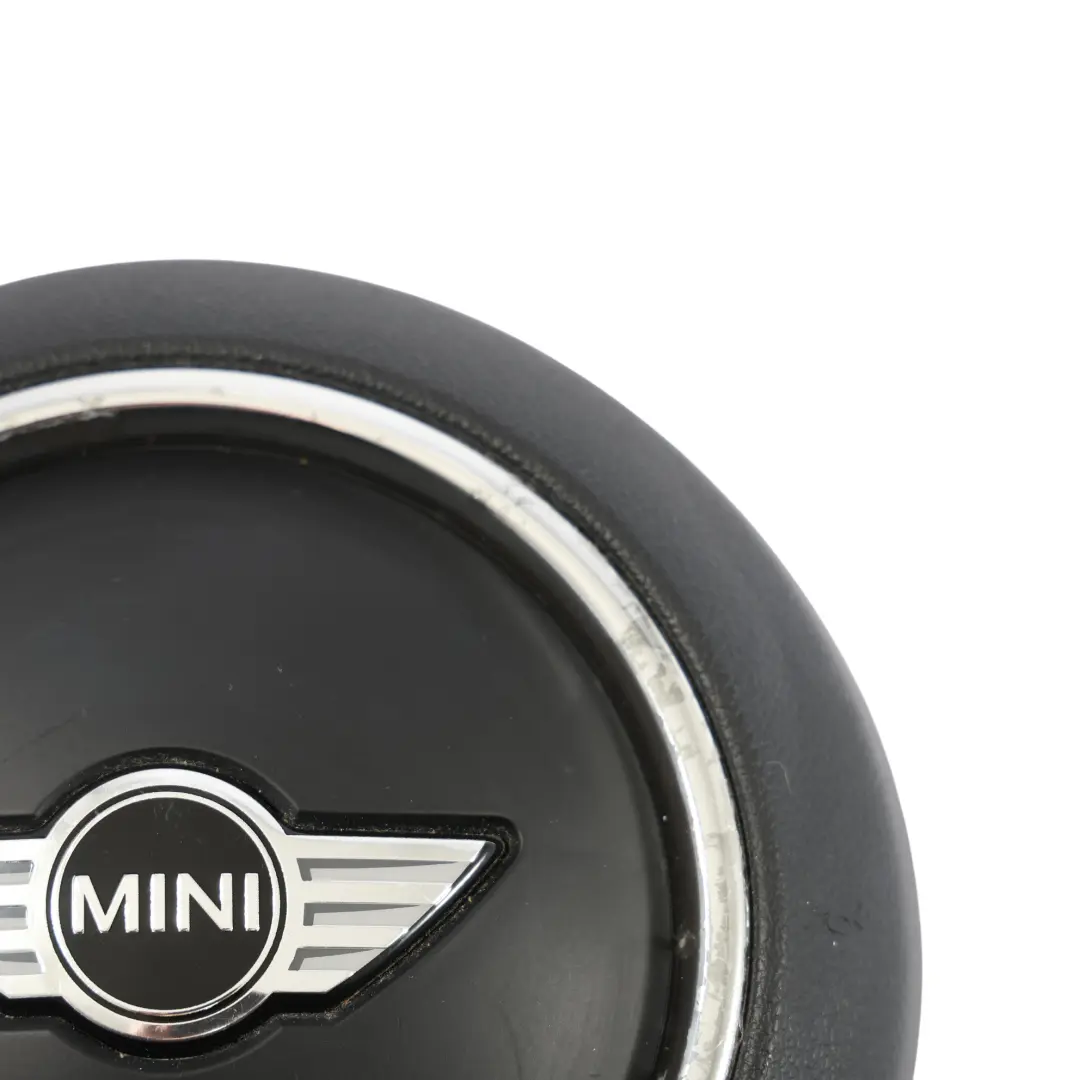 Poduszka Powietrzna Airbag Kierowcy do Mini Cooper One F54 F55 F56 o numerze 6876515 Mini Cooper One F54 F55 F56 Poduszka Powietrzna Airbag Kierowcy - SKU 6876515-1 - Numer Części 6876515