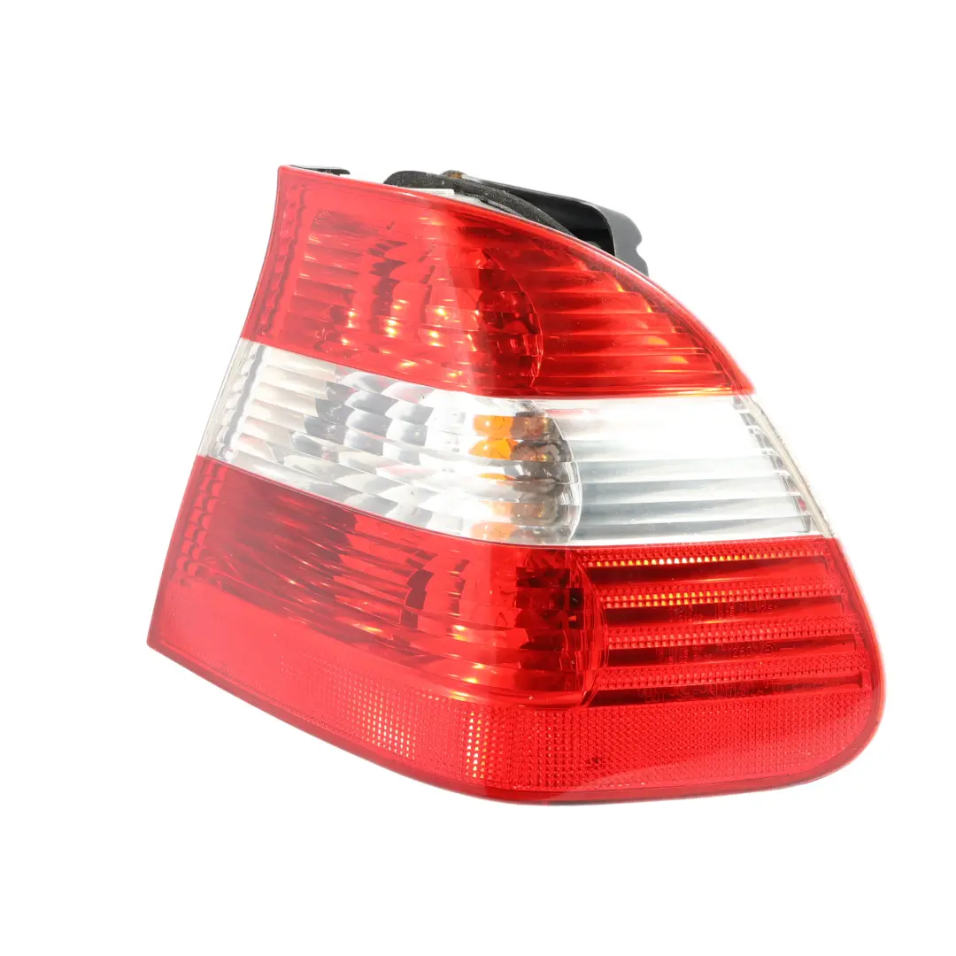 Light In The Side Outer Panel White Right O/S to BMW E46 Rear with Part number 6946536 BMW E46 Rear Light In The Side Outer Panel White Right O/S - SKU 6910532 - Part number 6946536