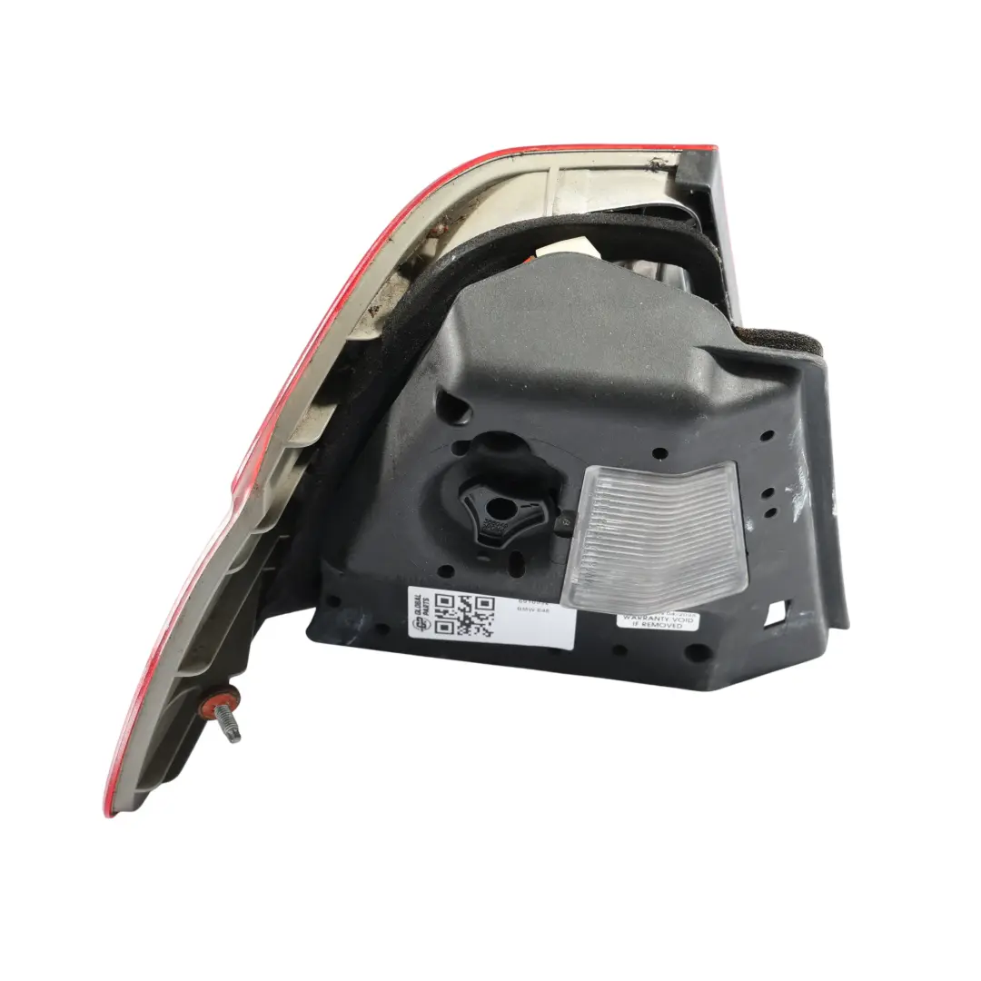 BMW E46 Luz Trasera Panel Lateral Exterior Blanca Derecha Lado - SKU 6910532 - Número de pieza 6946536
