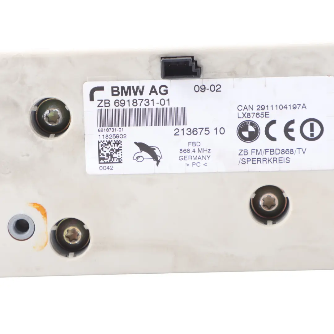 Amplifier BMW E65 E66 E67 Rear Window Antenna Booster Module Unit to with Part number 6918731 Amplifier BMW E65 E66 E67 Rear Window Antenna Booster Module Unit - SKU 6918731 - Part number 6918731