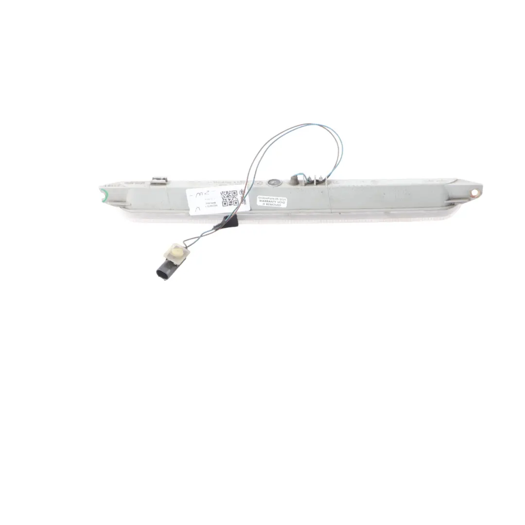 Tercer Luz De Freno para BMW X5 E53 con número de pieza 6923970 BMW X5 E53 Tercer Luz De Freno - SKU 6923970-1 - Número de pieza 6923970