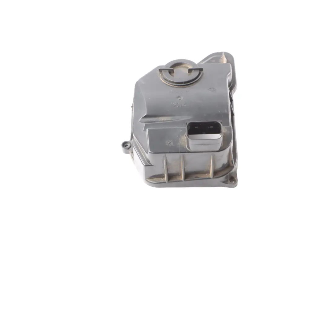 Tapa Protectora Delantera Faro Luz Baja Izquierda para BMW X5 E53 con número de pieza 6927795 BMW X5 E53 Tapa Protectora Delantera Faro Luz Baja Izquierda - SKU 6927795 - Número de pieza 6927795