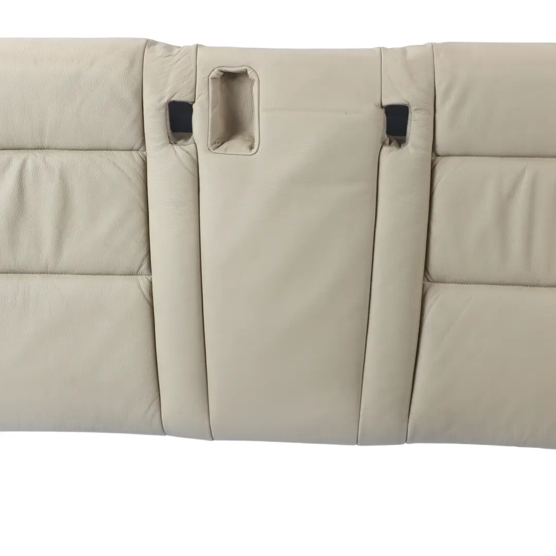 Sedile Posteriore Panca Divano Interno Rivestimento Pelle Dakota Beige per BMW E60 con numero di parte 7074549 BMW E60 Sedile Posteriore Panca Divano Interno Rivestimento Pelle Dakota Beige - SKU 7074549-1 - Numero di parte 7074549