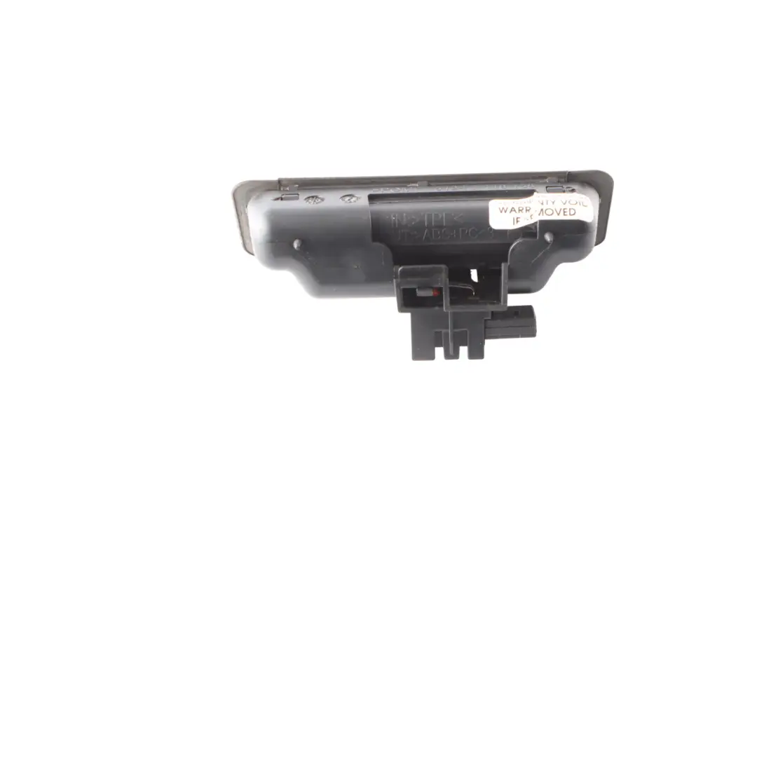 Tapa del maletero Porton trasero Pulsador para BMW E70 E82 E90 con número de pieza 7118158 BMW E70 E82 E90 Tapa del maletero Porton trasero Pulsador - SKU 7118158 - Número de pieza 7118158