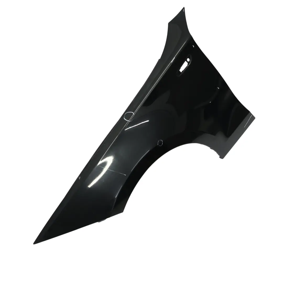 BMW E81 E82 E87 E88 Panneau Laterale Avant a Gauche Black Sapphire Noir - 475 - SKU 7133227-BS1 - Numéro de pièce 7133227