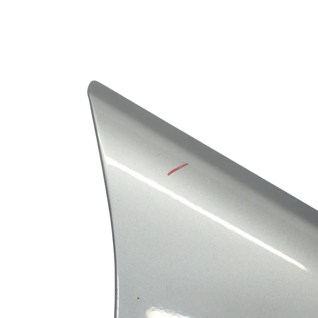 Panneau latéral Aile avant droite Spacegrau Space Grey - A52 pour BMW E90 E91 à propos du numéro de pièce 7135680 BMW E90 E91 Panneau latéral Aile avant droite Spacegrau Space Grey - A52 - SKU 7135680-SCG - Numéro de pièce 7135680