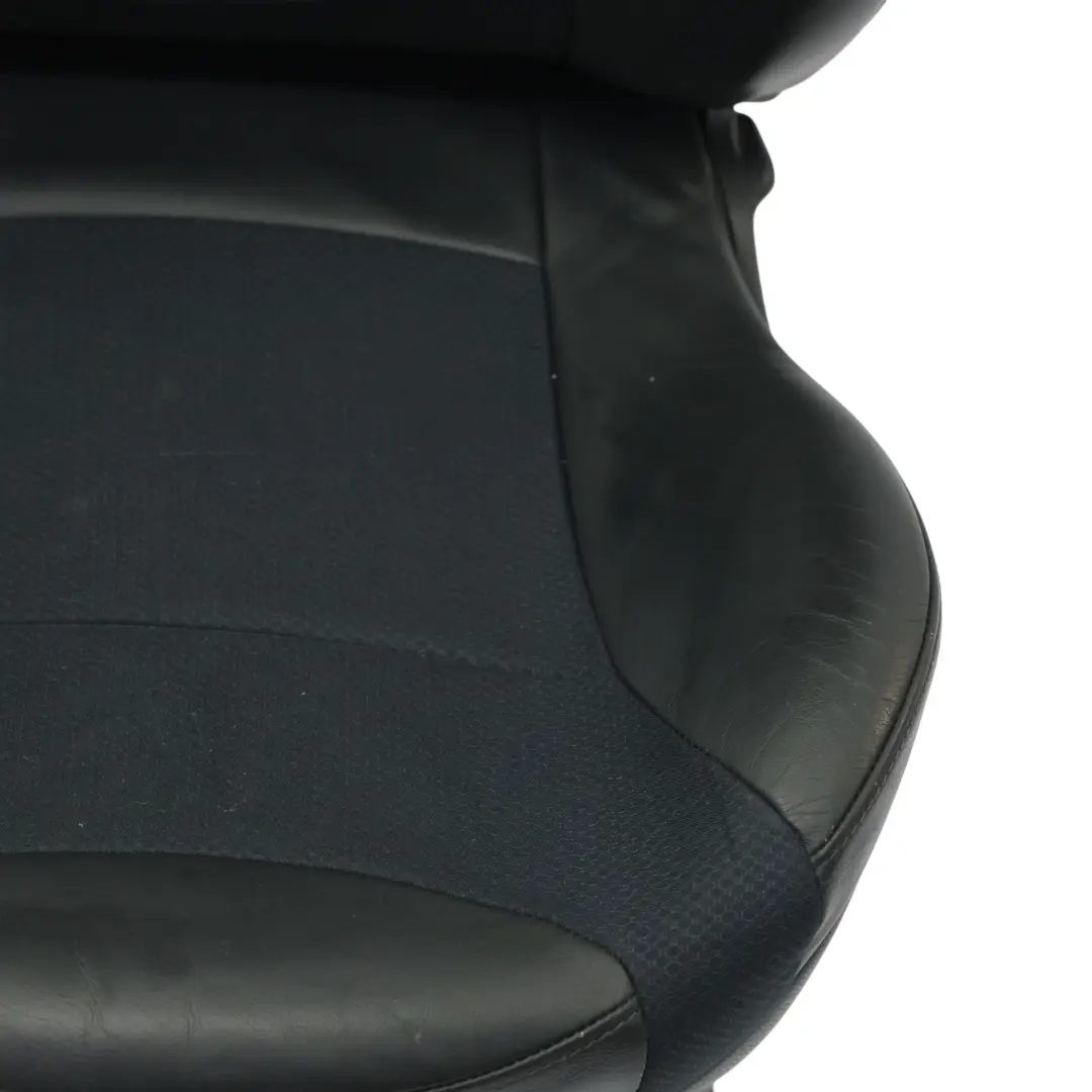 Front Seat Sport Cloth Right O/S Fabric / Leather Black to Mini Cooper R50 with Part number 7136392 Mini Cooper R50 Front Seat Sport Cloth Right O/S Fabric / Leather Black - SKU 7136392-1 - Part number 7136392