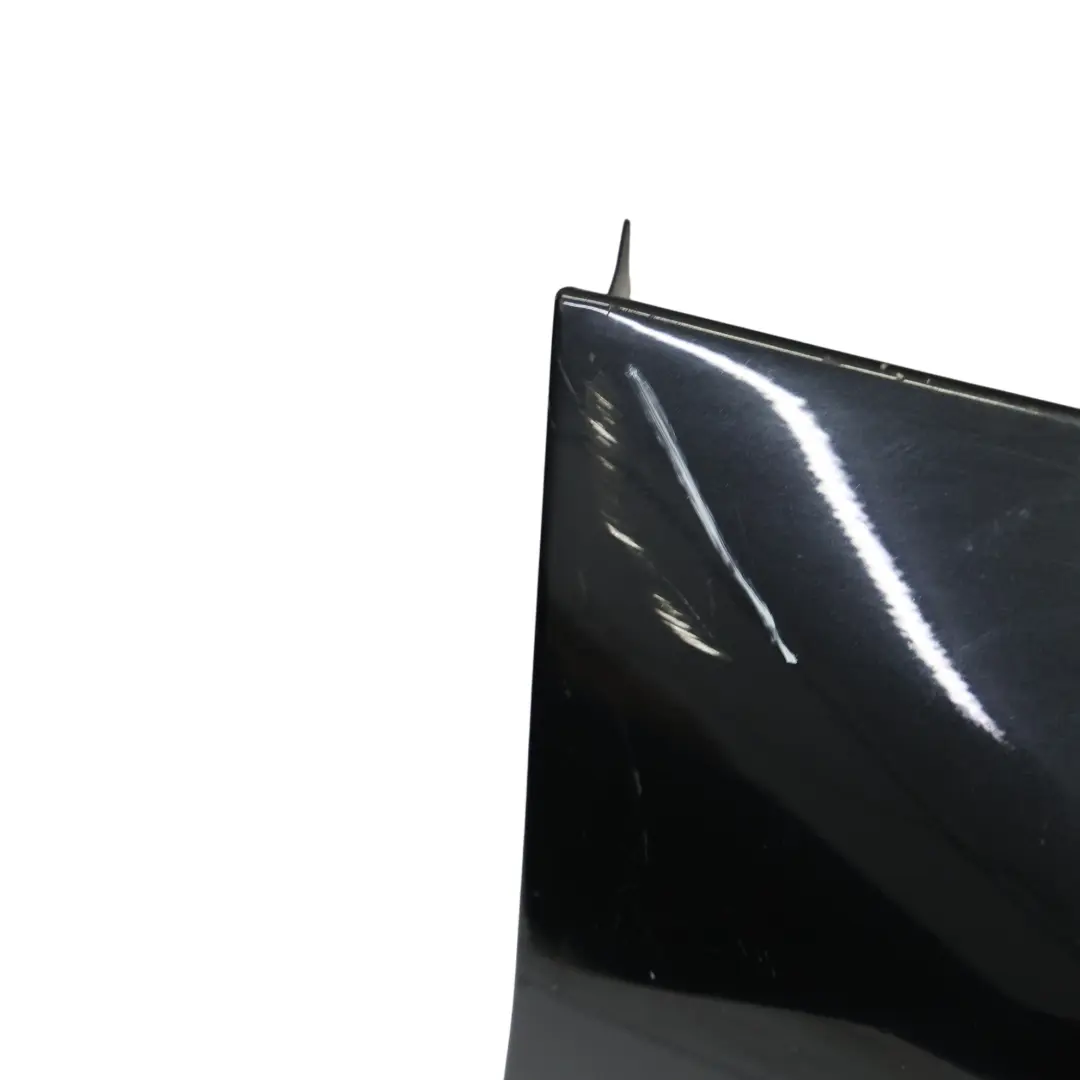 Pannello Laterale Posteriore Sinistro Parafango Black Sapphire - 475 per BMW Z4 E85 con numero di parte 7151639 BMW Z4 E85 Pannello Laterale Posteriore Sinistro Parafango Black Sapphire - 475 - SKU 7151639-BS - Numero di parte 7151639