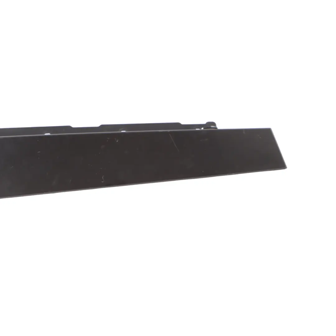 Finisher Window Frame B-Pillar Front Left N/S Shadow Line to BMW 1 Series E87 with Part number 7154309 BMW 1 Series E87 Finisher Window Frame B-Pillar Front Left N/S Shadow Line - SKU 7154309-1 - Part number 7154309
