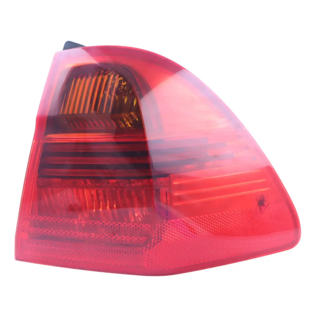 Luce posteriore BMW E91 Touring Pannello laterale destro O/S per con numero di parte 7160062 Luce posteriore BMW E91 Touring Pannello laterale destro O/S - SKU 7160062-2 - Numero di parte 7160062