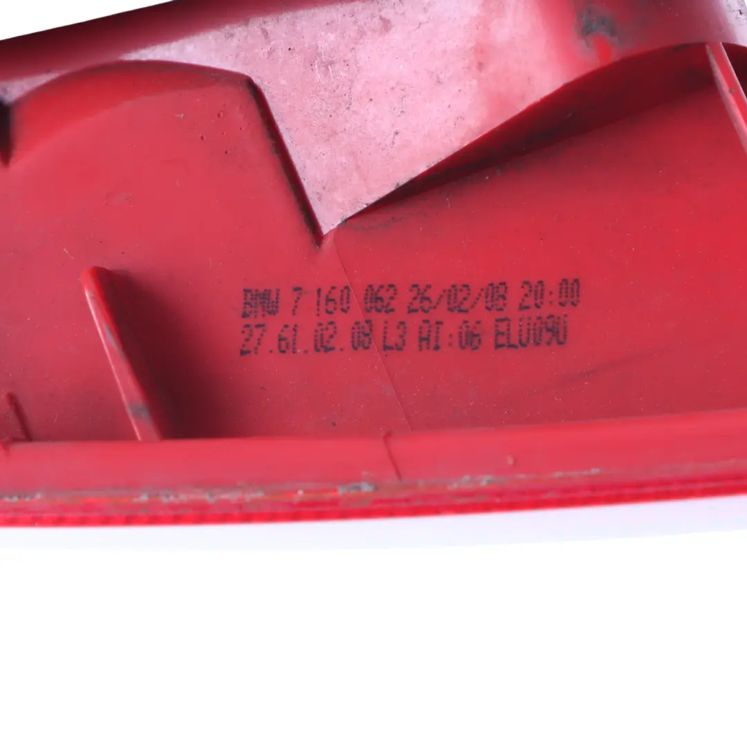 Lamp BMW E91 Touring Light Side Panel Right O/S to Rear with Part number 7160062 Rear Lamp BMW E91 Touring Light Side Panel Right O/S - SKU 7160062-2 - Part number 7160062