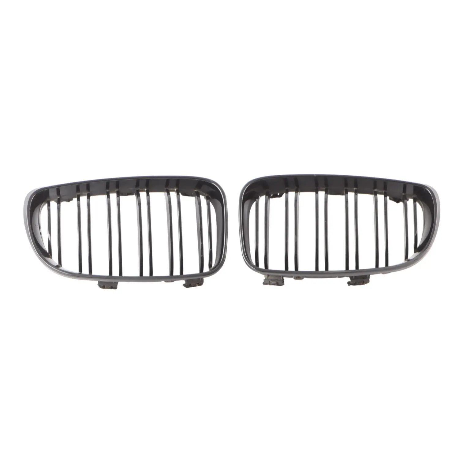 BMW E81 E82 E87 LCI E88 Grill Chrom Rahmen Links Rechts Set 7166440 7166439