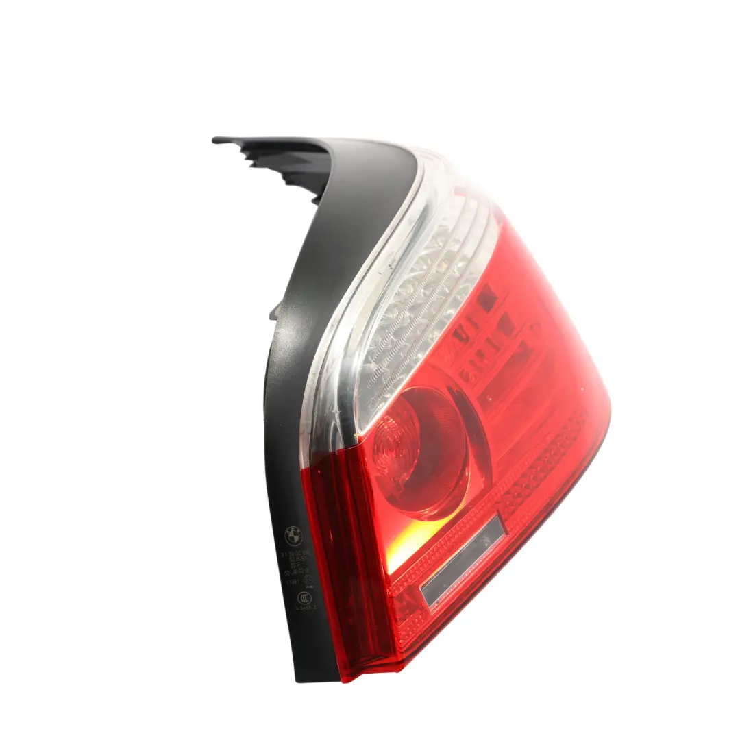 Right O/S Tail Light Lamp White Turn Indicator to BMW E60 LCI Saloon Rear with Part number 7177282 BMW E60 LCI Saloon Rear Right O/S Tail Light Lamp White Turn Indicator - SKU 7177282-4 - Part number 7177282
