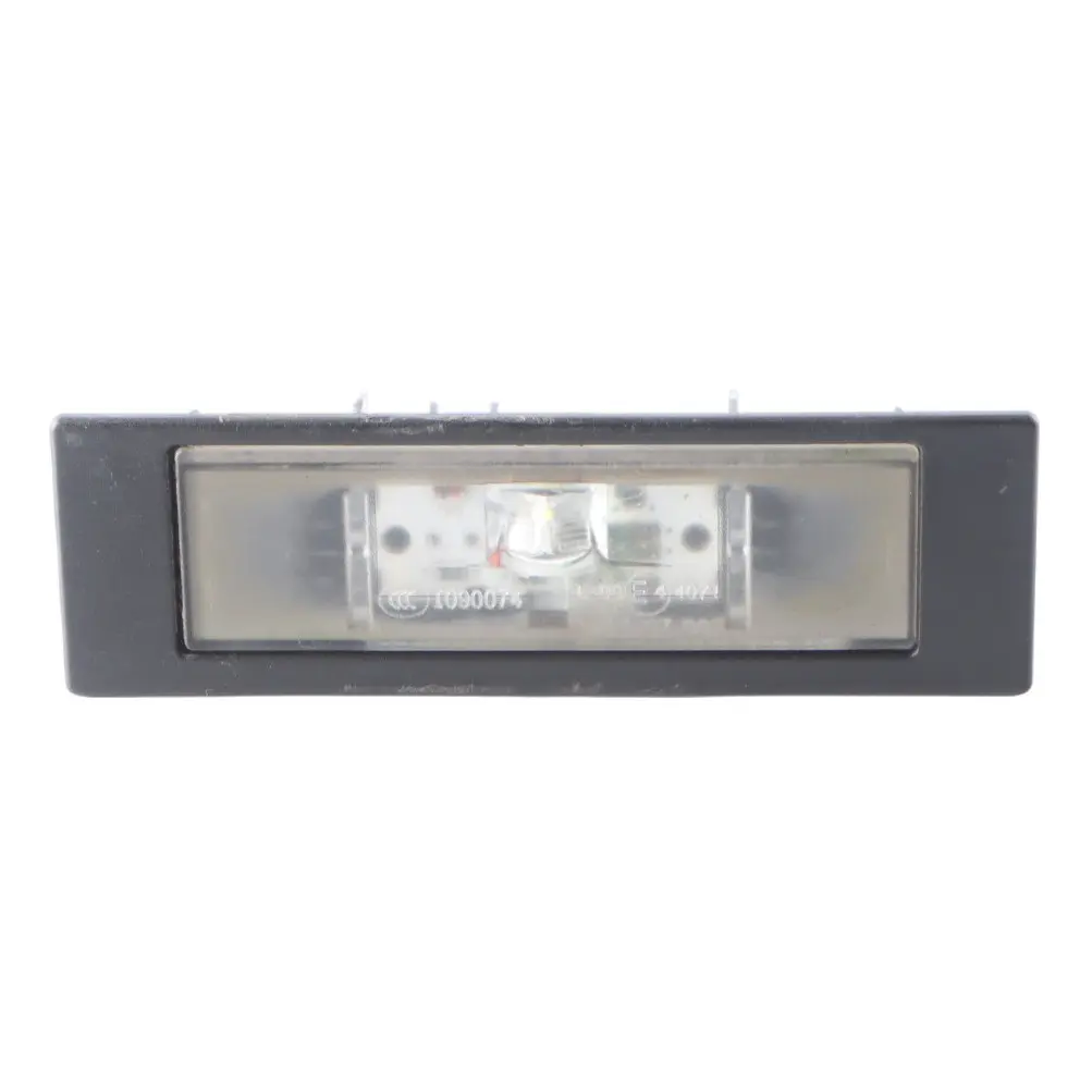 Luce Targa BMW E81 E87 F06 F12 F13 F20 F21 Lampada Posteriore LED per con numero di parte 7193294 Luce Targa BMW E81 E87 F06 F12 F13 F20 F21 Lampada Posteriore LED - SKU 7193294 - Numero di parte 7193294