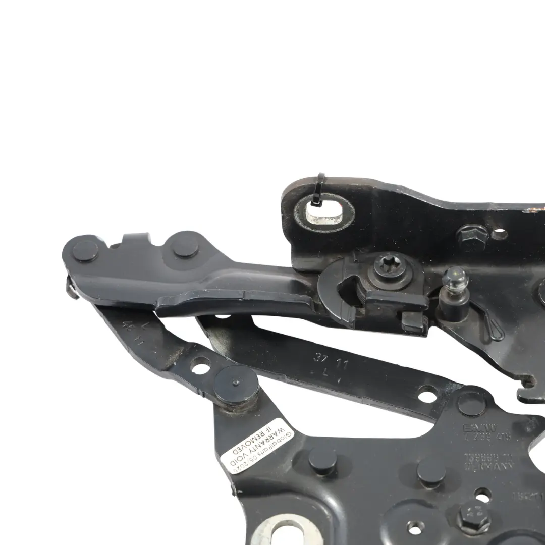 Charnière Capot Avant Gauche Bleu Nuit - B38 pour BMW F20 F30 à propos du numéro de pièce 7239415 BMW F20 F30 Charnière Capot Avant Gauche Bleu Nuit - B38 - SKU 7239415-MBM - Numéro de pièce 7239415