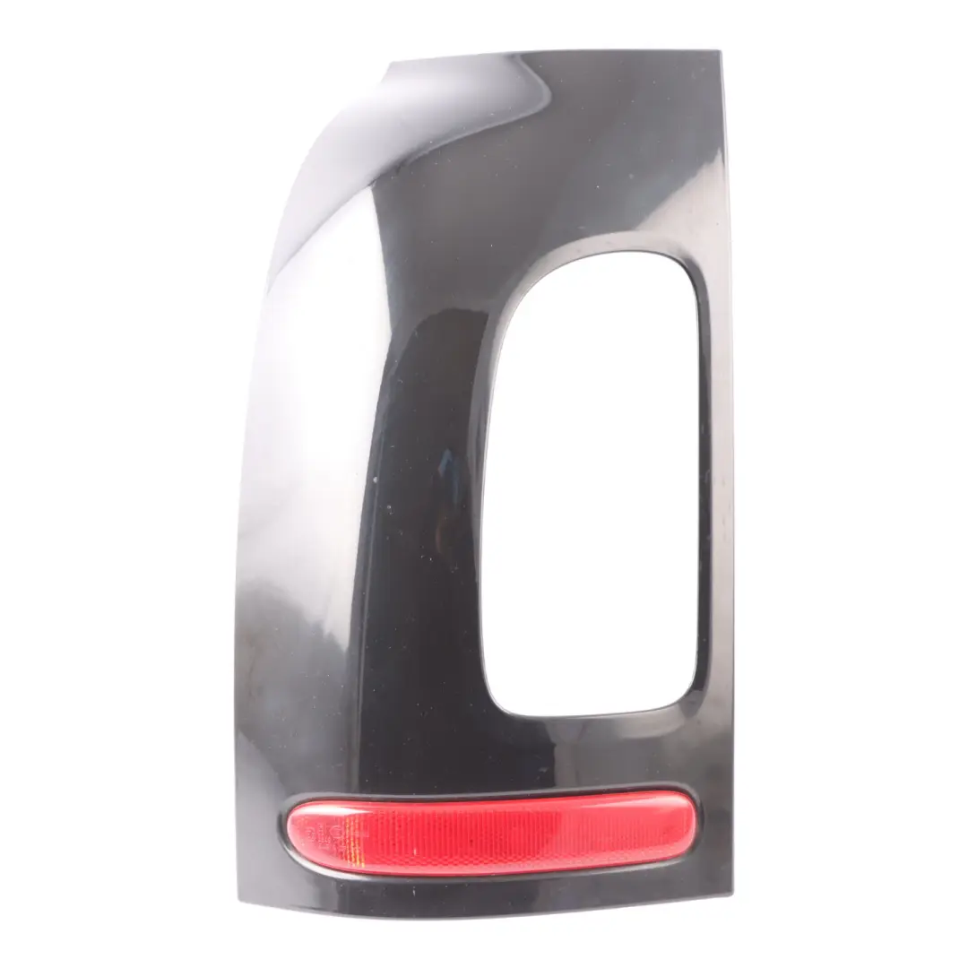 Blende Heckleuchte Reflektor Links Schwarz für Mini Clubman R55 LCI mit Teilenummer 7240231 Mini Clubman R55 LCI Blende Heckleuchte Reflektor Links Schwarz - SKU 7240231 - Teilenummer 7240231