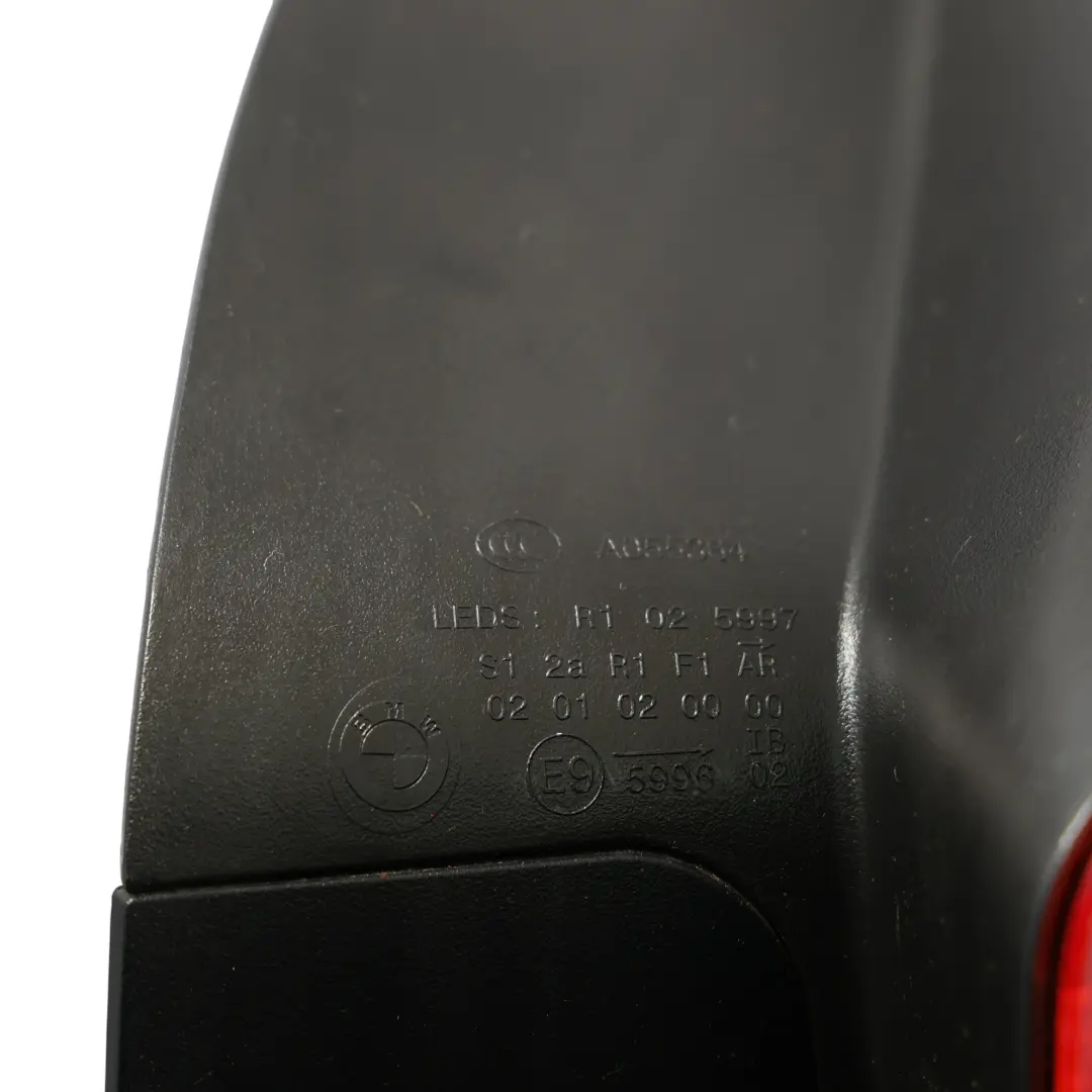 Lampa Prawa Tylna Prawy Tył do BMW F20 F21 o numerze 7270098 BMW F20 F21 Lampa Prawa Tylna Prawy Tył - SKU 7270098 - Numer Części 7270098